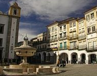 Praca do Giraldo, Evora