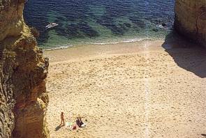 Praia Dona Ana, Lagos